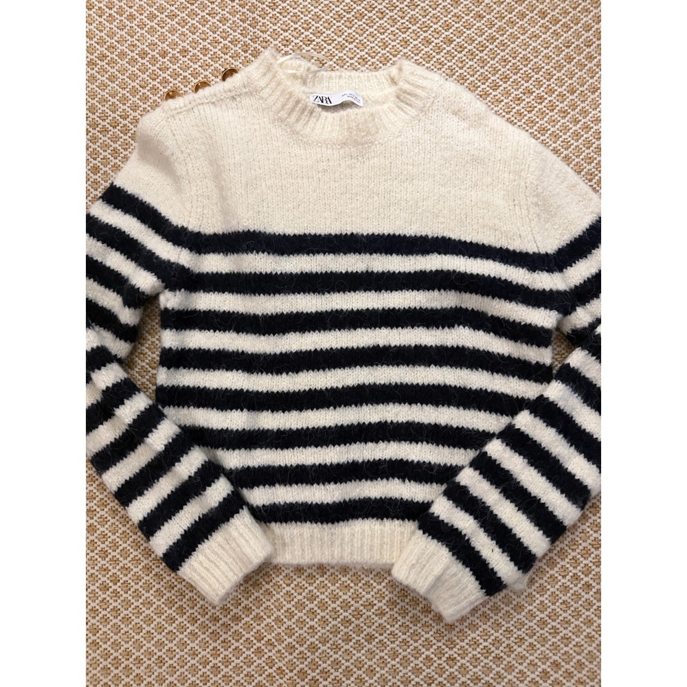 Zara Striped Knit Sweater Gold Shoulder Buttons Ivory black Size Large